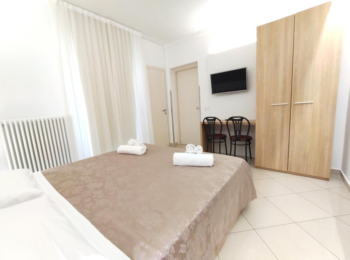 ريميني Residence Perla المظهر الخارجي الصورة