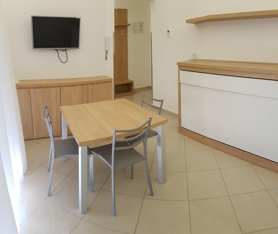 ريميني Residence Perla المظهر الخارجي الصورة
